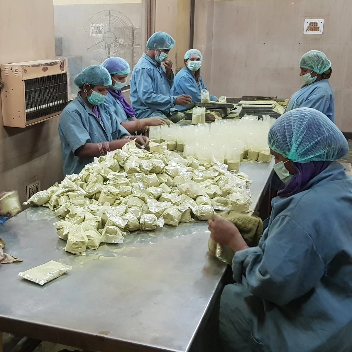 Organic Temporary Hair Color Wine Red Henna Powder Harmless Professional Hair Dye Manufacturer