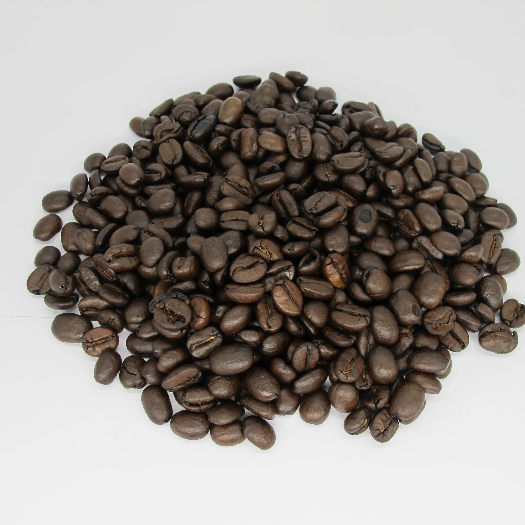  Лидер продаж высококачественные жареные кофейные зерна Robusta из вьетнамских кофейных