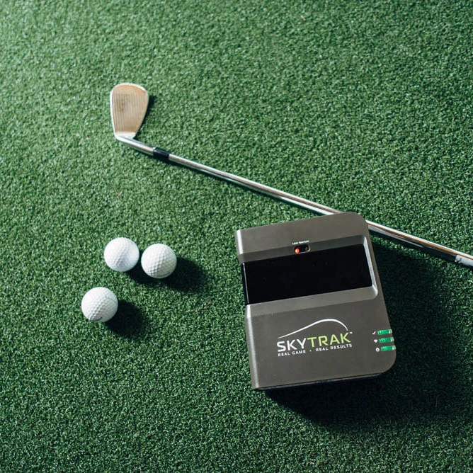 STOCK FOR NEW TrackMan 4 Launch Monitor / Golf Simulator Dual Radar Golf Monitor