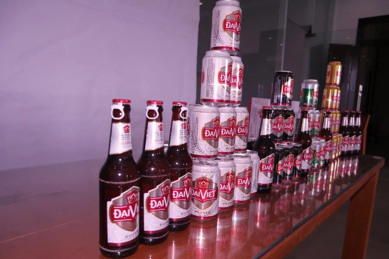 Вьетнамское пиво Dai супер Alc 5% vol стеклянная бутылка 330 мл вьетнамский солодовый напиток баварского солода индивидуальная этикетка для экспорта OEM