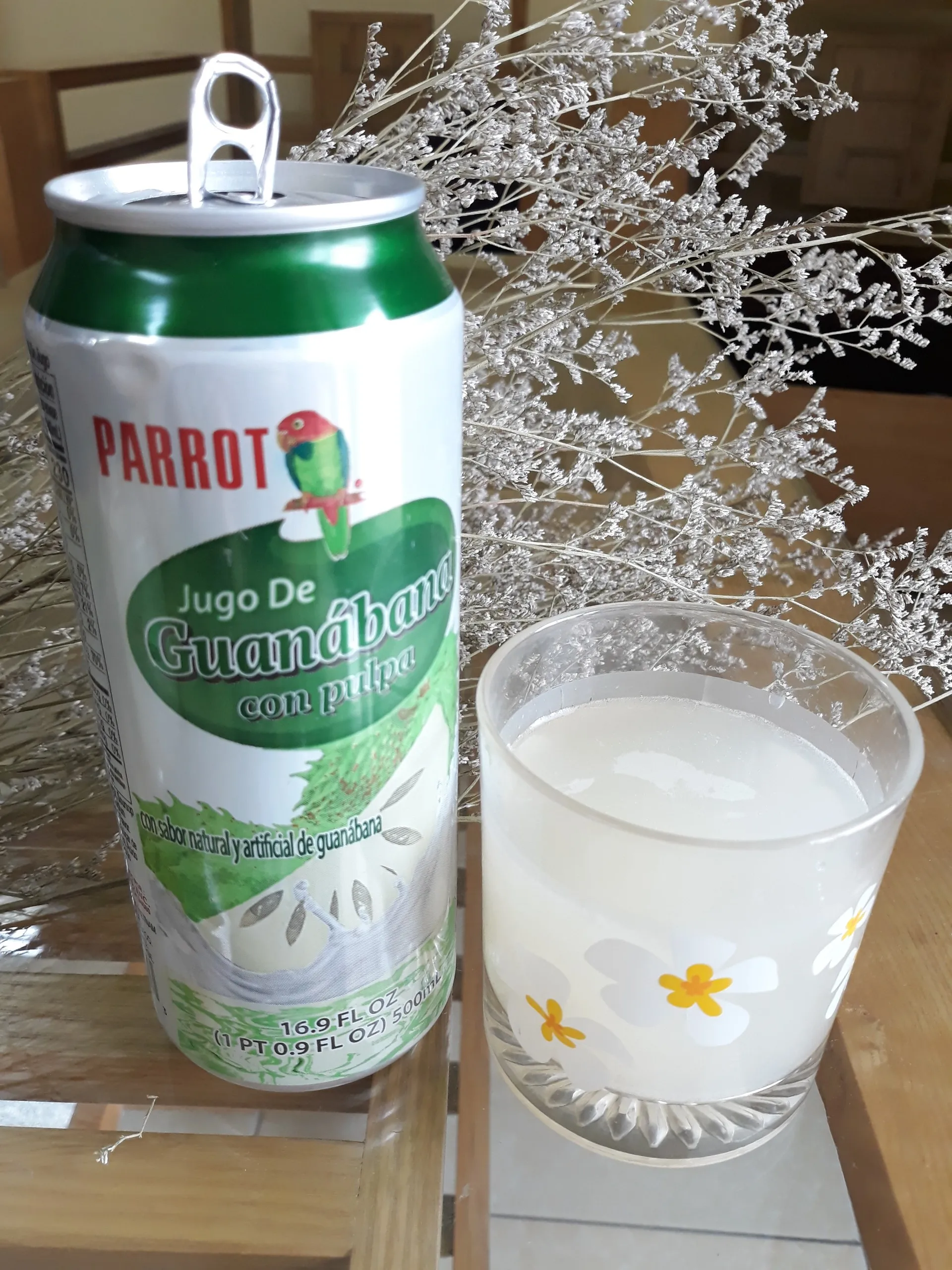 Premium Quality Made in Vietnam Best Sale Fresh 500ml Canned Soursop Juice Drink With Pulp