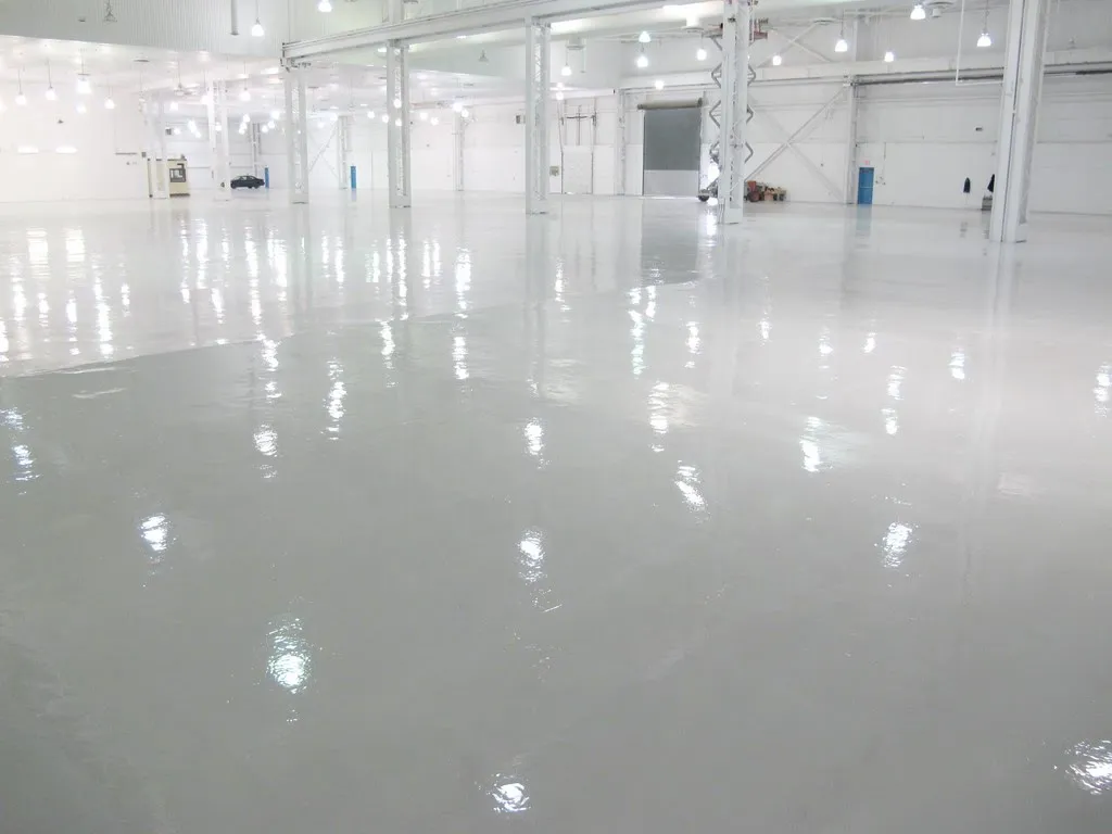 
White Epoxy Paint Floor Topcoat ET5660 -100 finishing coat for use on concrete or cement mortal paint with high gloss 
