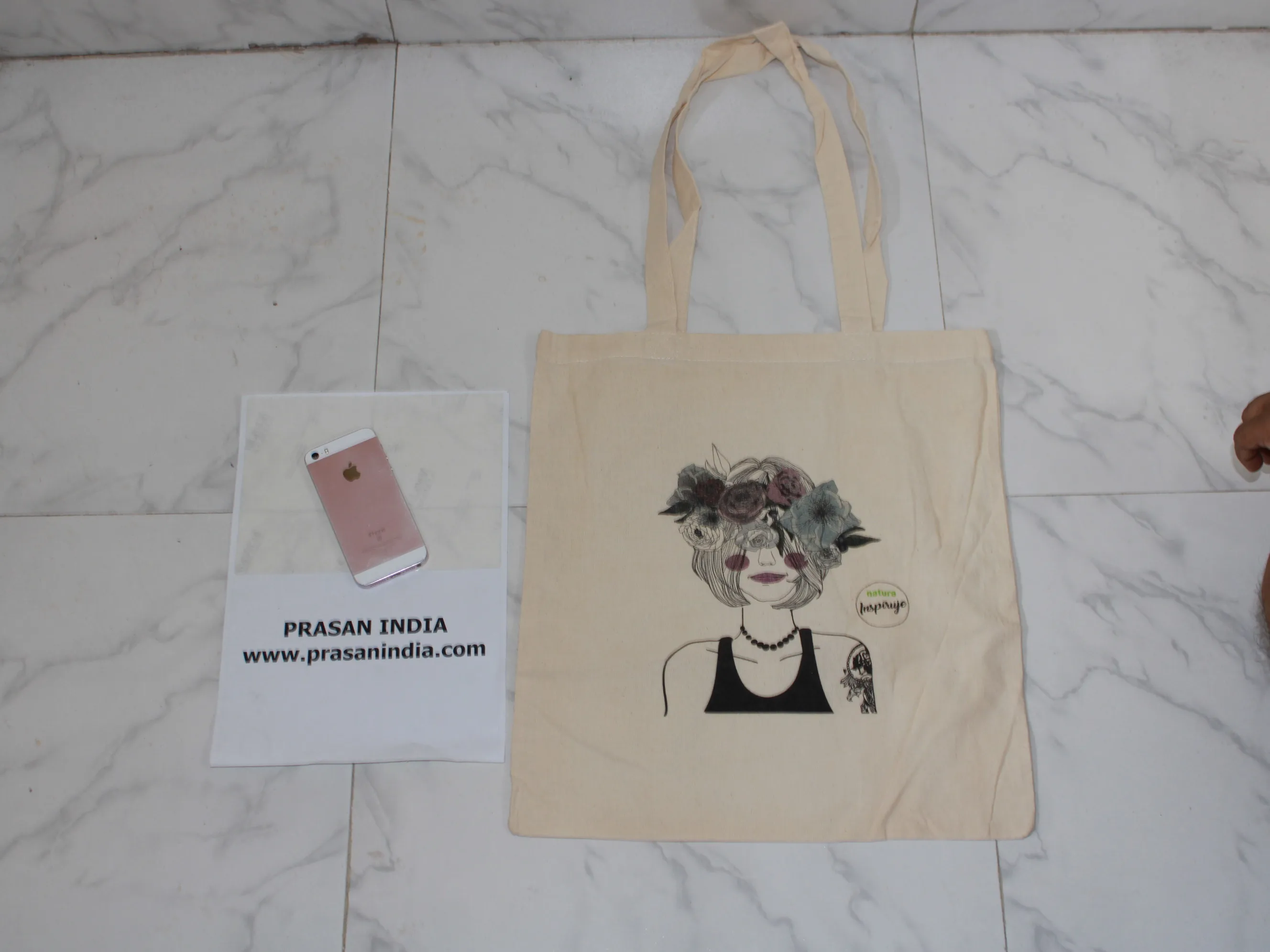 Sophisticated canvas bag with digital print and quality fabric muslin calico