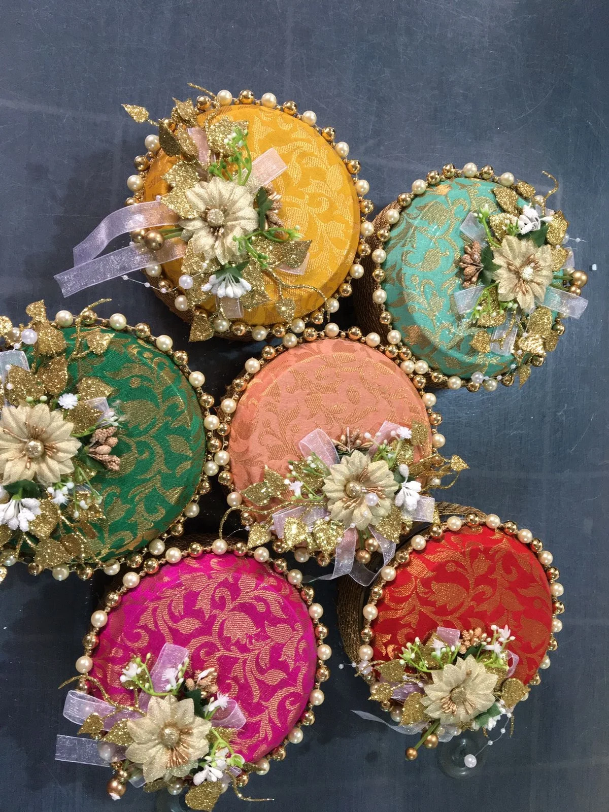 Indian handmade decorative Round Shape wedding favors return gift dry fruit candy cash Jewelry gift boxes Wedding Favor