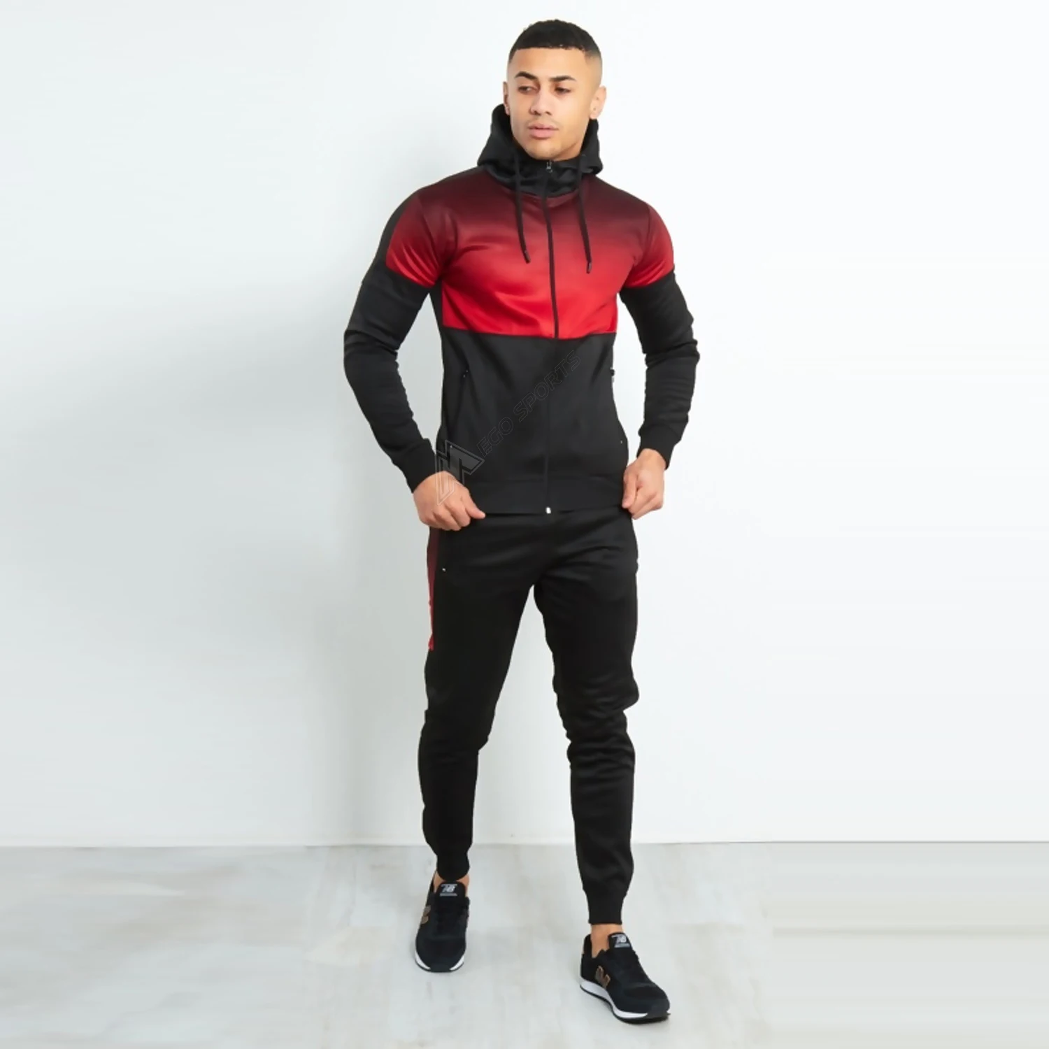 Hot Sale Men Tracksuit Custom Made Mens Jogging Suit/men black two tone hooded skinny fit tracksuits