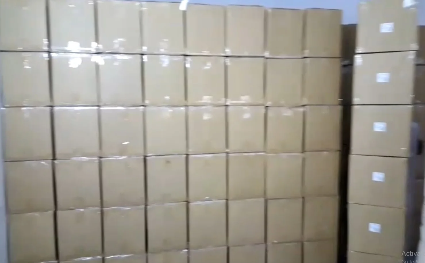 Custom made  leather motorcycle suit with Safety Pads on knees and Protection features (LS-20220)