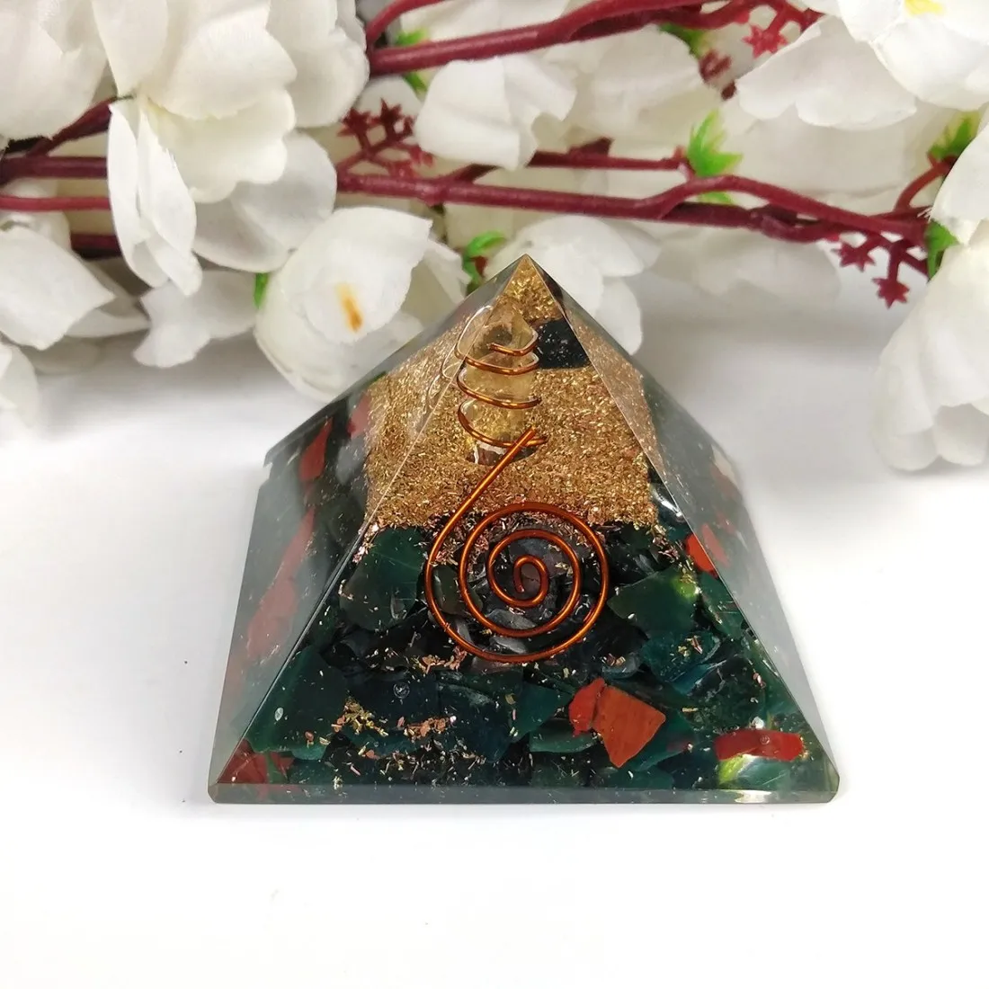 High Quality Natural Blood Stone Crystals Orgone Pyramids For Wholesale Blood Stone Orgone Pyramids
