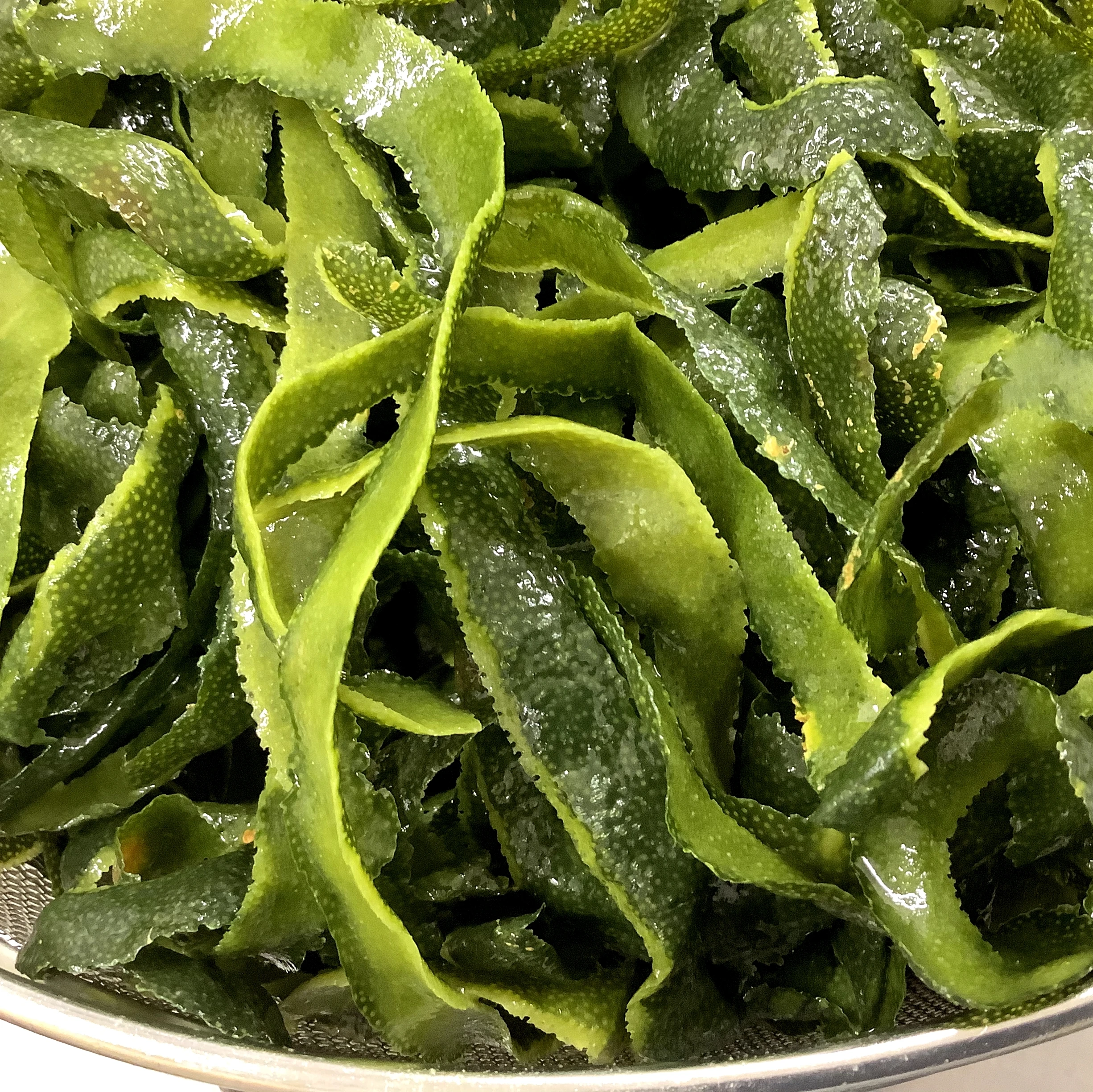 Замороженная зеленая кожура YUZU