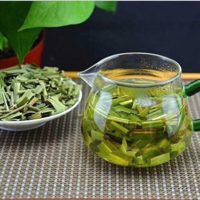 
100% pure dried Raw Lemongrass cuts for spices and tea Contact: +84 90 335 4981 ( Kim ) 