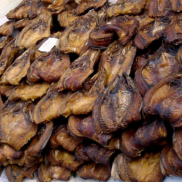 Копченая сома продажа сушеных вкусных