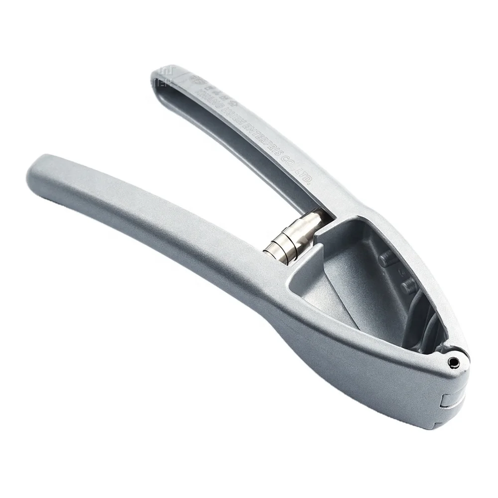 Kwang Heish Old Fashion Meta Silver Nut Cracker Tool