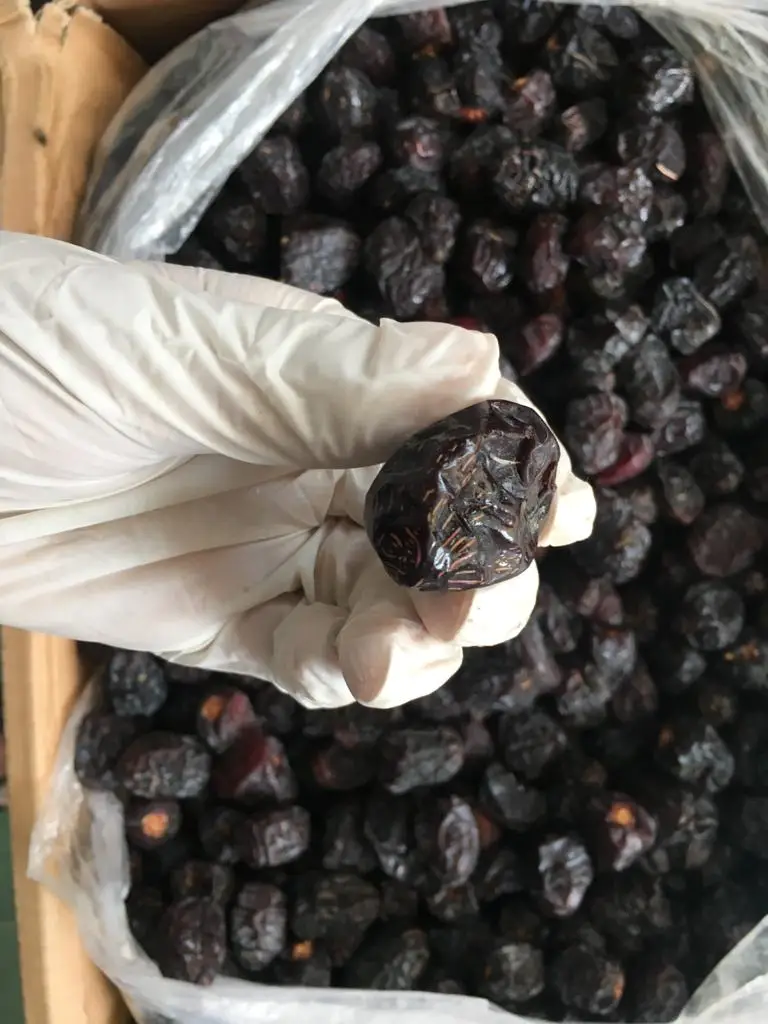 Высококачественный свежий урожай, импортированный из Саудовской Аравии, MADINAH MUAWARAH AJWA DATE, мягкая вкусная сыпучая черная здоровая Закуска (KHAJOOR)