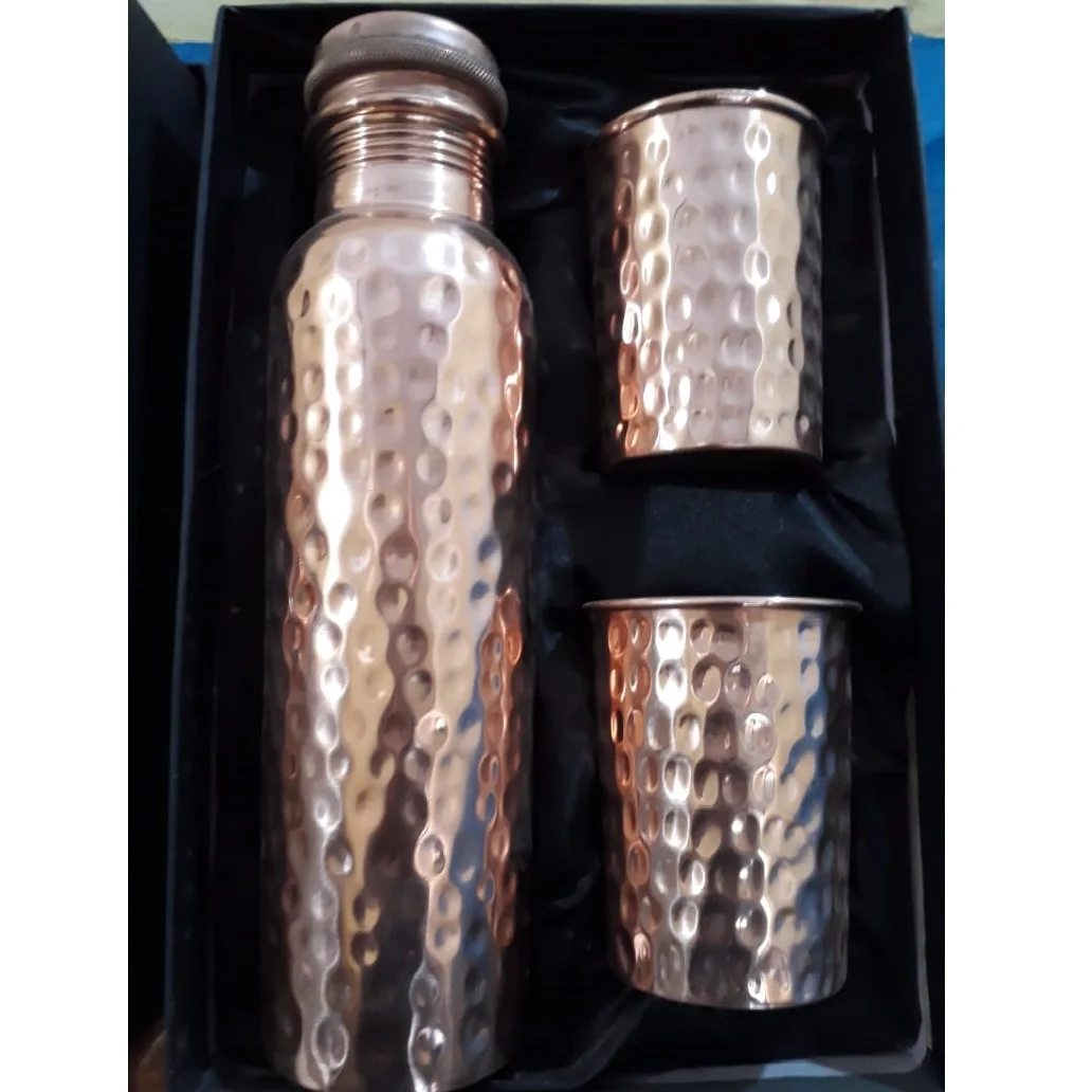 Hot Selling Copper Bottle With 2 Glass Very Good Health Body Yoga Health Leak Proof Joint Free Pure Copper Water Bottle Hygienic