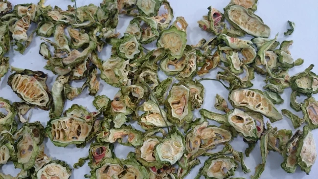 
Hot Sale Vietnam Product Dried Bitter Melon Dried Vegetable Bitter Herb Medicinal Fruit 