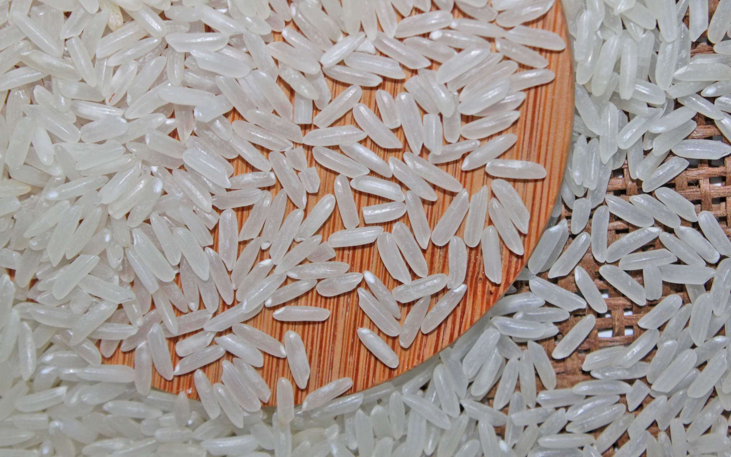 A Little Sweet Long-Grain Rice IR 504 RICE With 2 Years Shelf Life Application For Food And Cooking