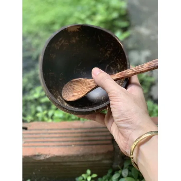  Высококачественный набор чаши из натуральной кокосовой ракушки с ложкой и вилкой индивидуальной гравировкой логотипа (LAQUEDE CRAFT)