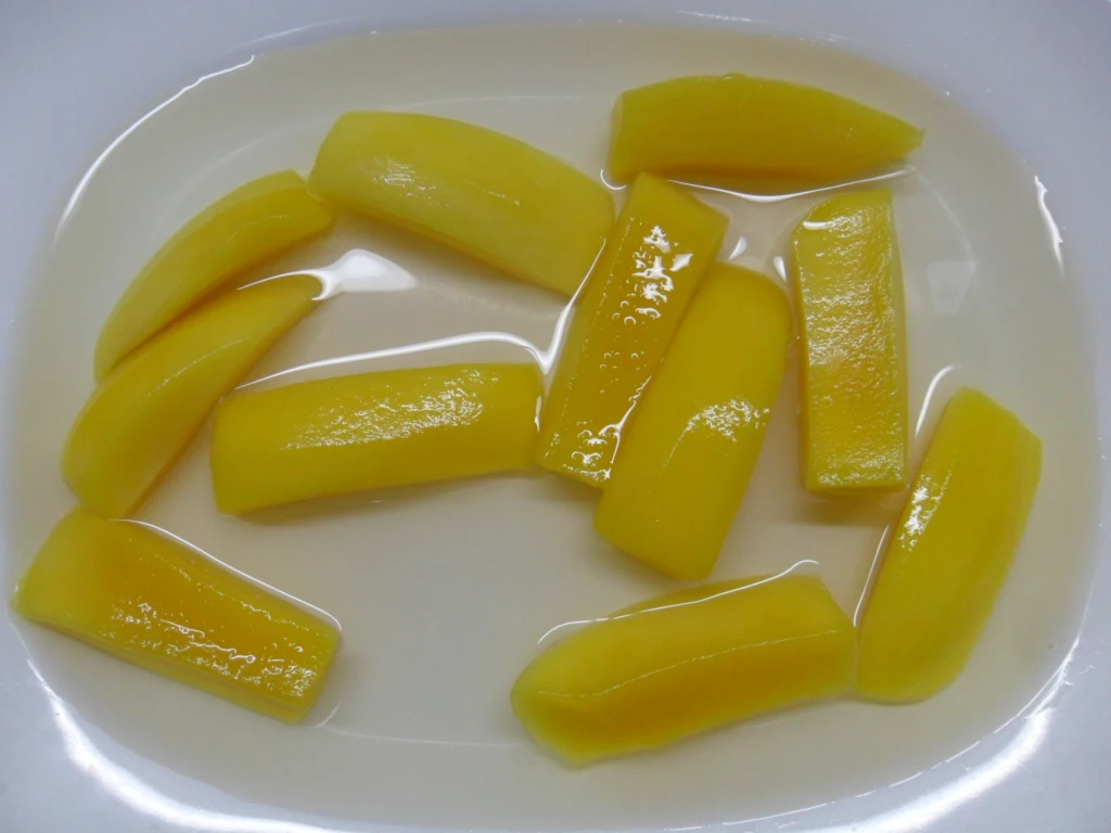 Premium Thai Fresh Fruit - Canned Mango Slices 15oz with Light Syrup and High Quality from Thailand Factory