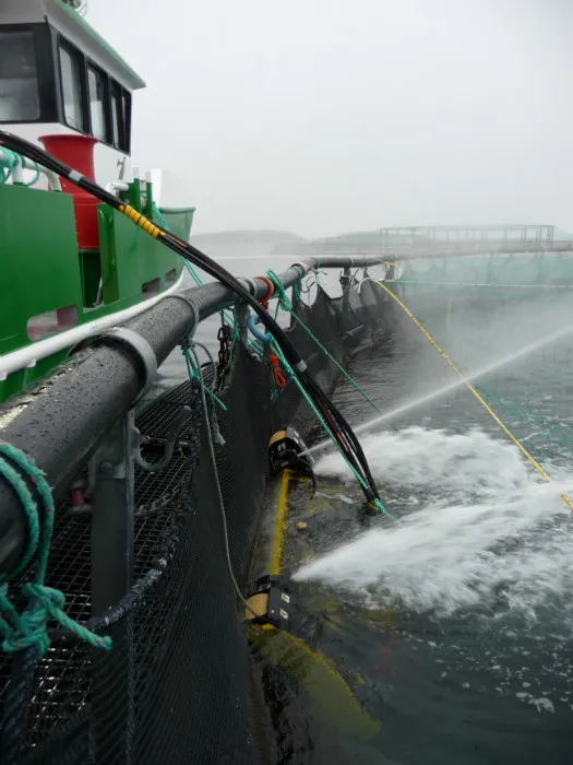 300Bar 300L/M Diesel driven underwater blasting water jet high pressure cleaning machine