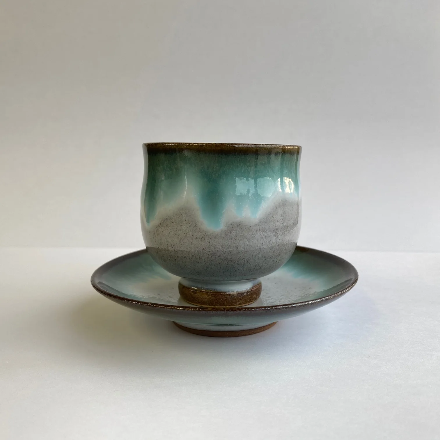 Hand made pottery Japanese green tea of teacup pottery cups & pottery plate