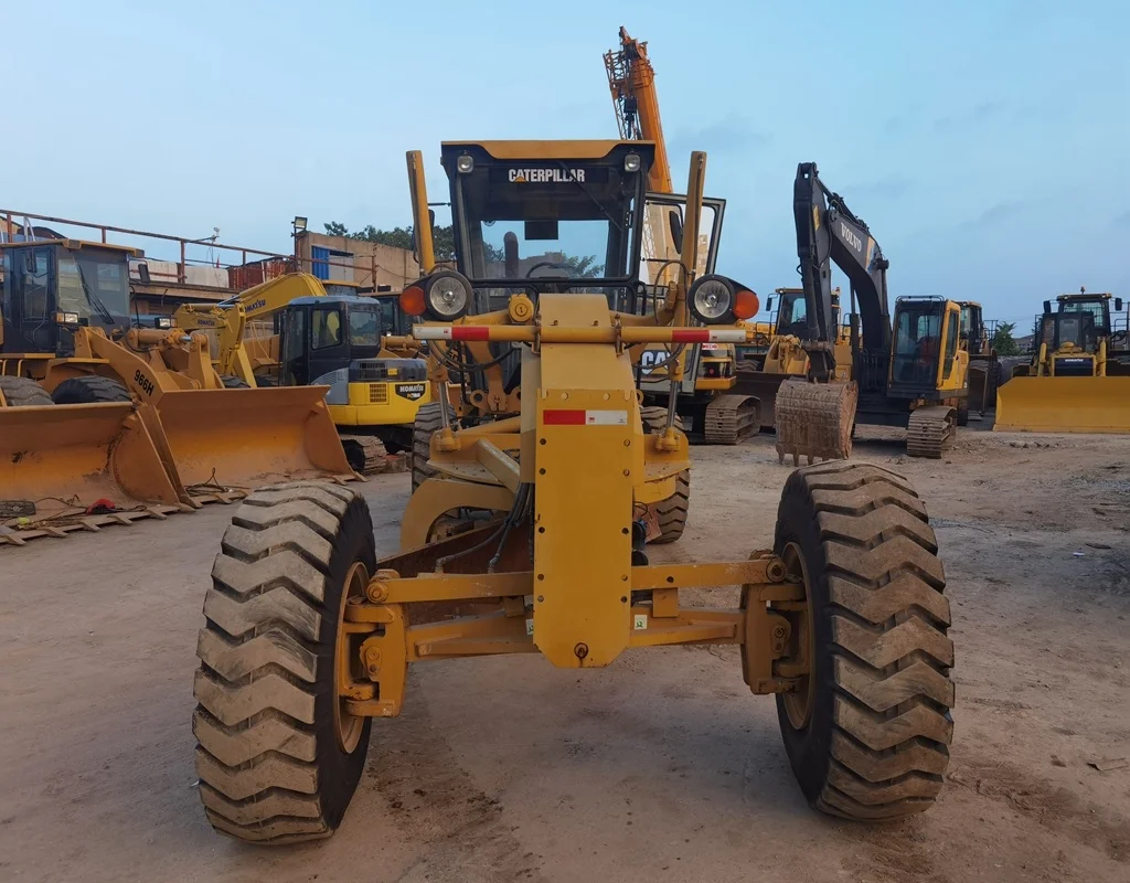 Durable Secondhand Machine original Cat 140h Motor Grader from Japan in yard for sale