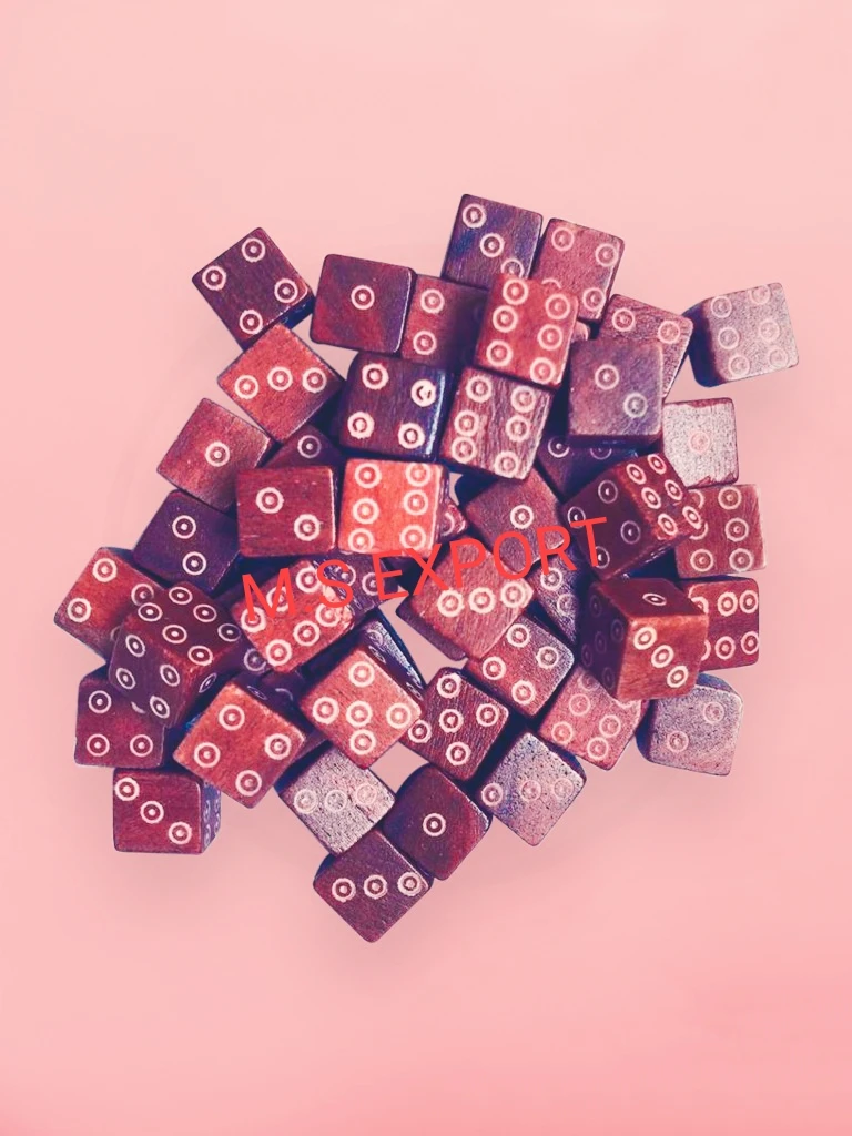 High Quality Customizable Polyhedral Dice Cup 8MM-20MM Bone Design Custom Logo for Board Games