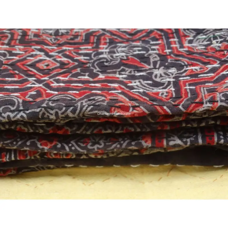 Красивое Хлопковое одеяло Kantha в черном цвете ручной работы домашнее декоративное покрывало оптовая продажа индийское Ajrakh с ручным принтом Gudari
