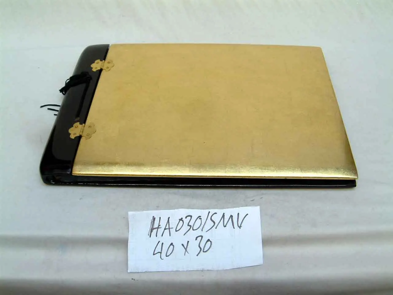 
Plain colour lacquer album 