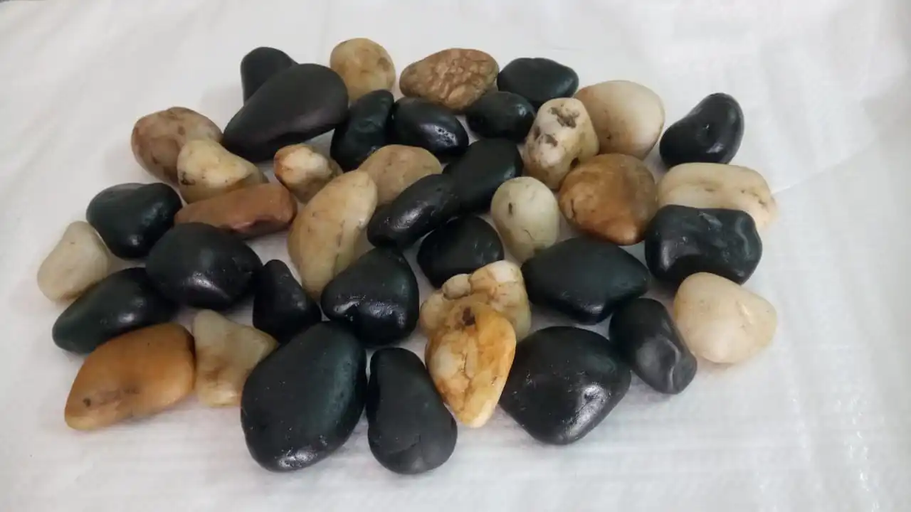 Речные камни раздавленные цвета полированные чипсы и соусы цена за тонну