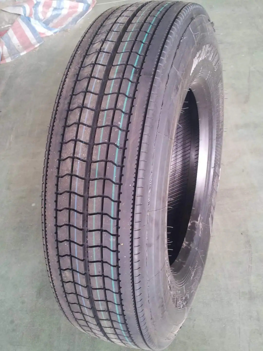 Thailand all sizes royal mega/drc brand semi truck tires 11R22.5 295/75R22.5 315/80R22.5 295/80R22.5 12R22.5 11R24.5 275/80R22.5