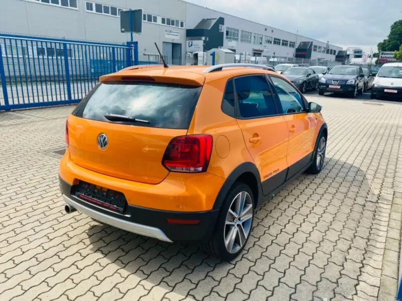 Дешевые Автомобили Volkswagen Polo V для продажи