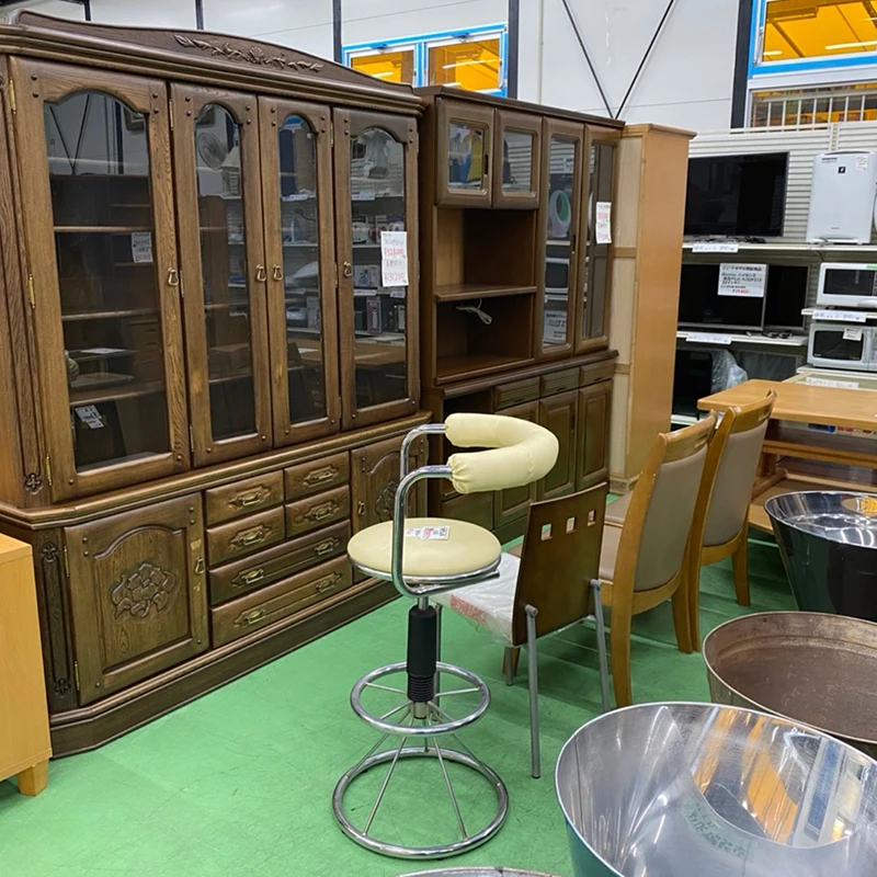 
Japanese furniture, chairs and tables 