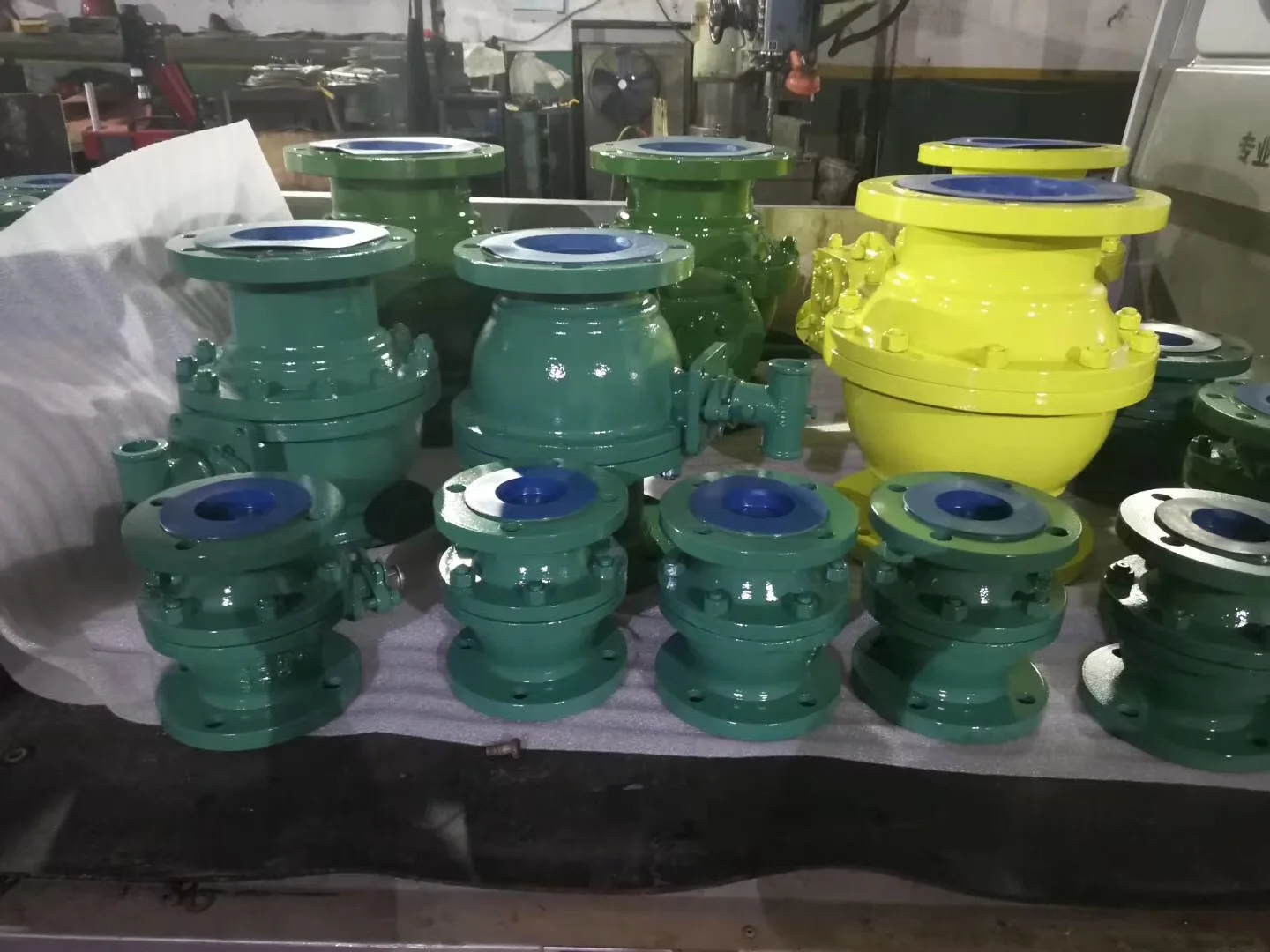 Шаровой кран Trunnion шаровой с магистралью api 6D магистральным управлением потоком газа общий