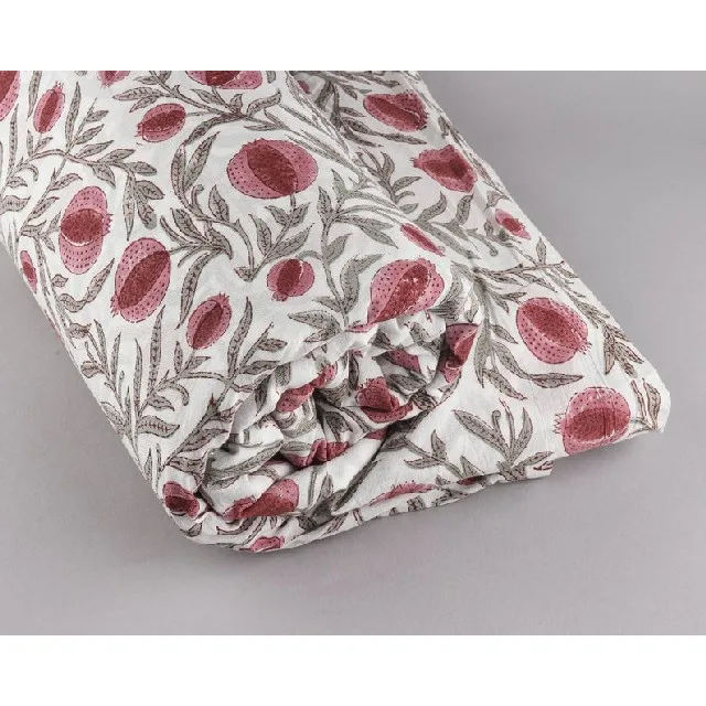 Индийская хлопчатобумажная ткань с ручным принтом красно-белая Цветочная индийская двор