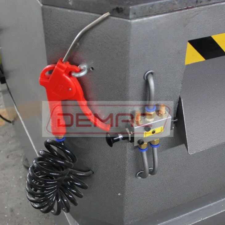 Single head cutting saw aluminum window machine