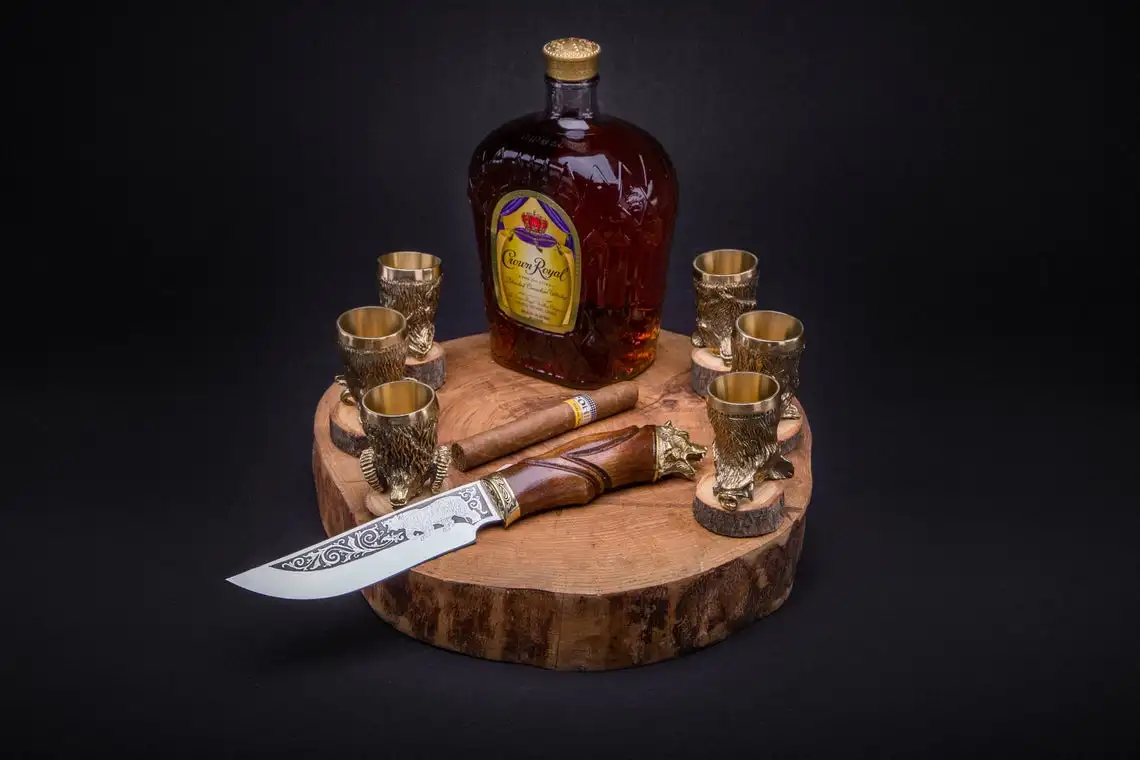 Охотничий нож Bear-охотничий с гравировкой медведя латунными болтами