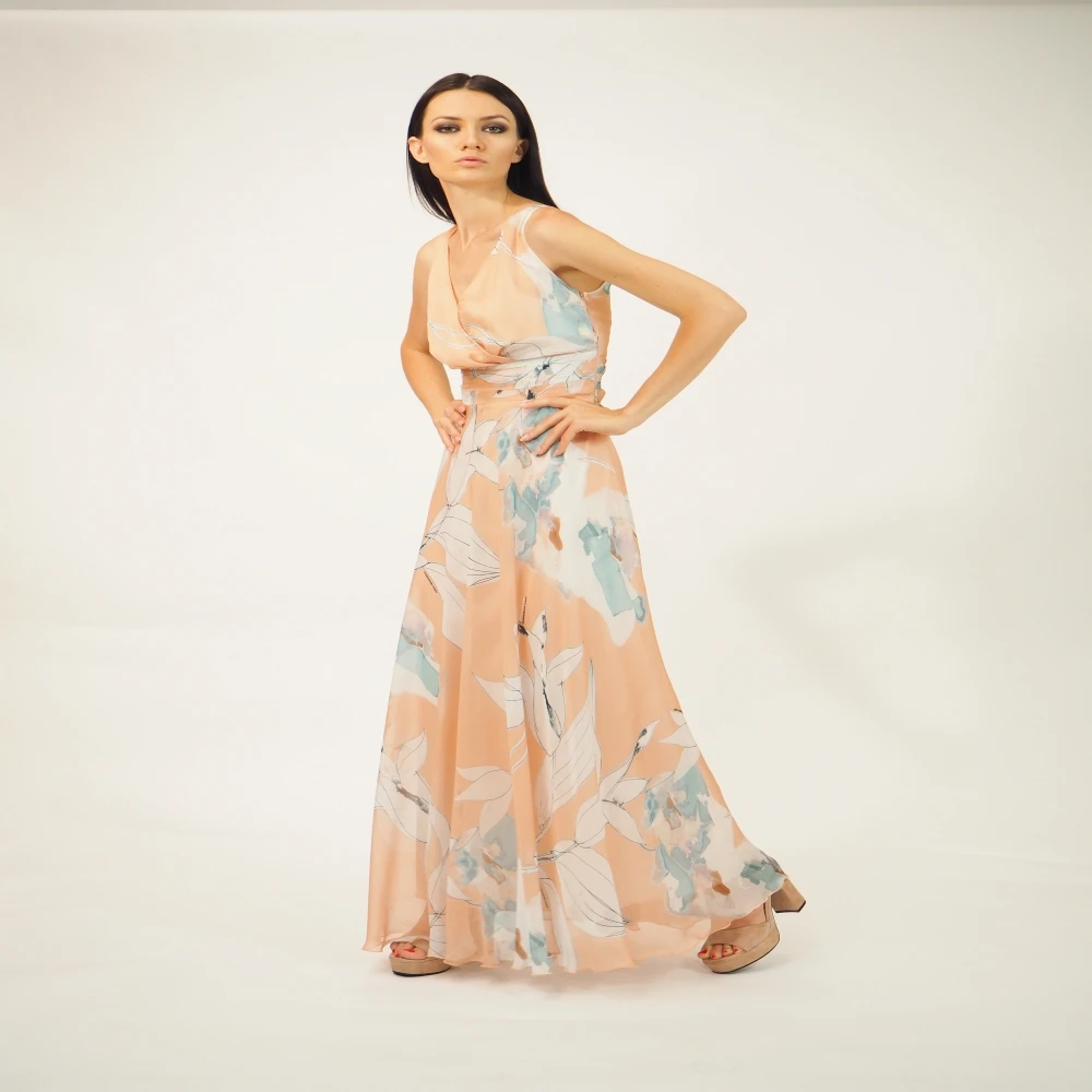 Top quality made in Italy cerimony long dress for elegant women and for party, cocktail and wedding