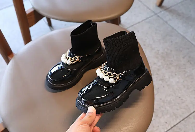 Fashion shoelace free warm kids winter boots With pearl chains girls leather for outdoor
