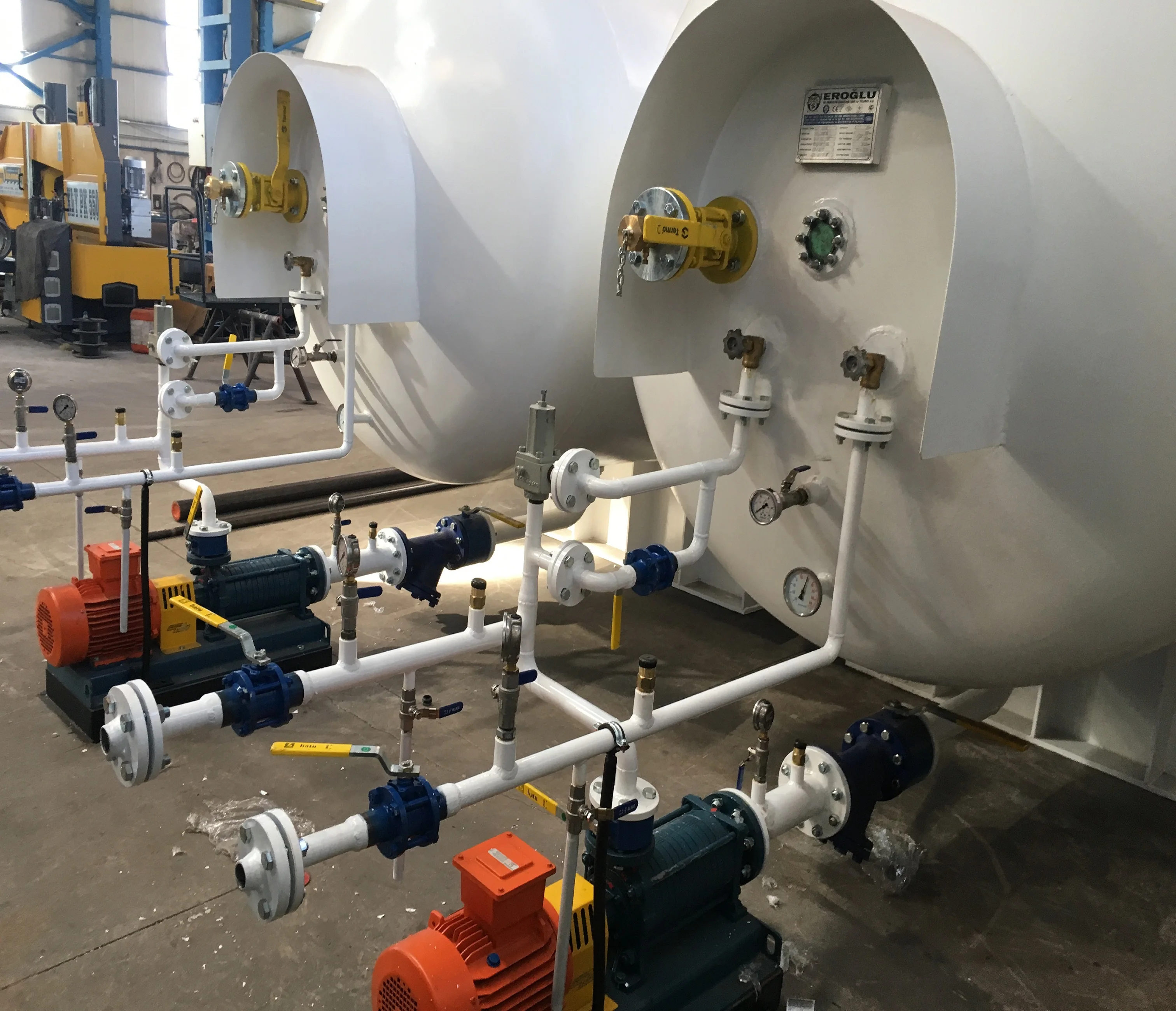 High Quality LPG Tank Storage Tanker Bobtail Fuel Delivery Truck dispenser Semi Trailer GPL camion Citerne Tank Truck 20 Ton