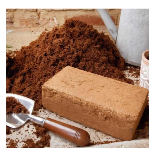 Custom Made Low EC Fiber Coco Peat Blocks Available At Affordable Price