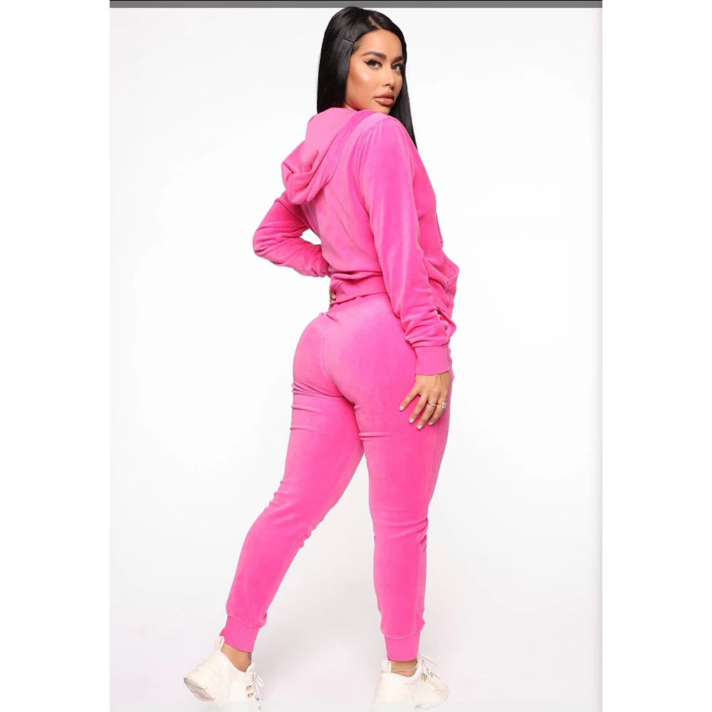 
Women Velour Plain & Comfortable Tracksuit 