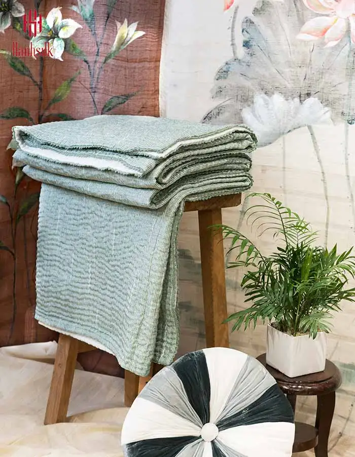 
 Горячее Трендовое одеяло, сшитое вручную, воздухопроницаемое шелковое одеяло тутового шелкопряда, используемое одеяло Hanhsilk, бренд SB01 из Вьетнама  