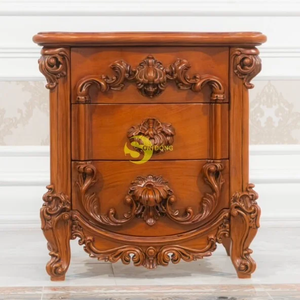 Классический прикроватный шкаф из натурального дерева