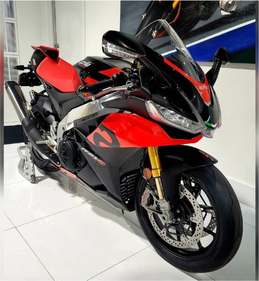 Бывший в употреблении Гоночный Мотоцикл Aprilia
