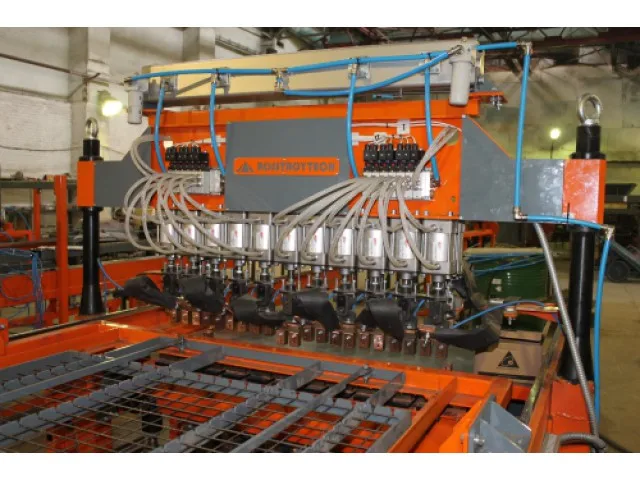 Semi-automatic welding machine WPK - 2000 For Non-Standard Custom Welding Equipment Mesh Welding Machines Wire Machines