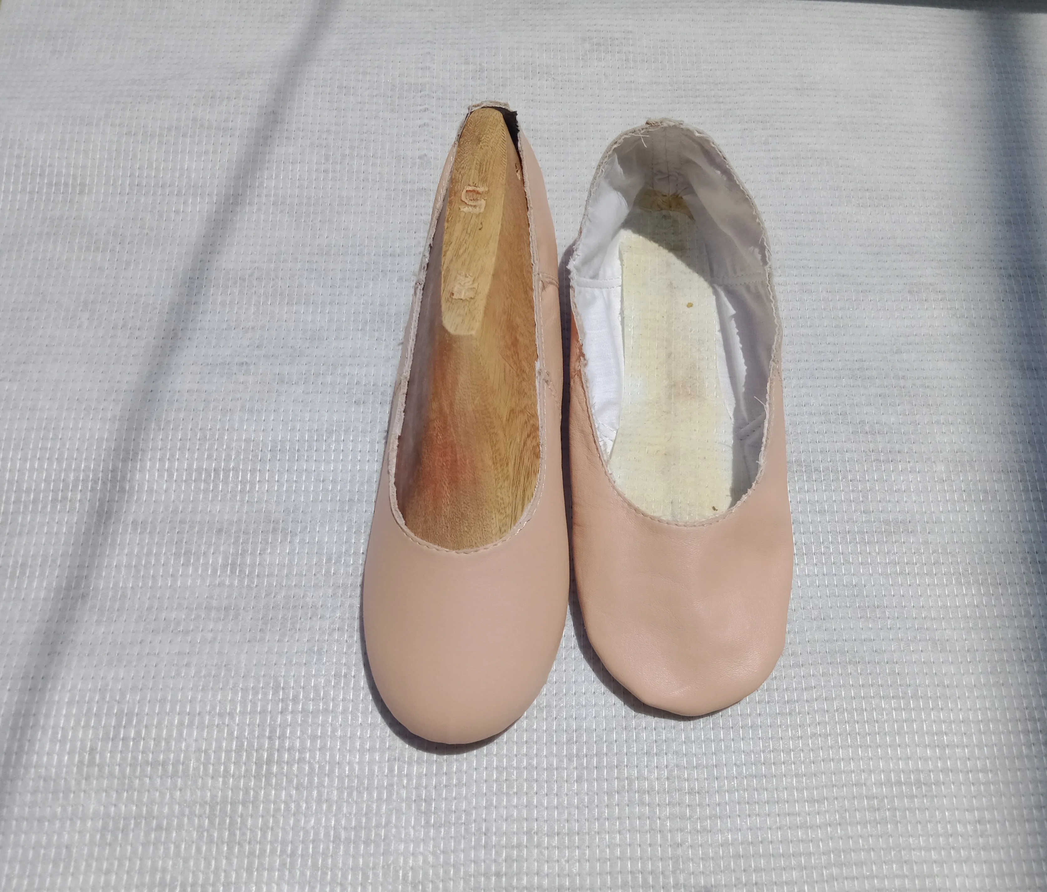 Pink Soft Genuine Leather Ballet Shoes Slippers Girls Boys Toddlers Dance Shoes Soft Suede Half Soles US UK AUS Sizes PK