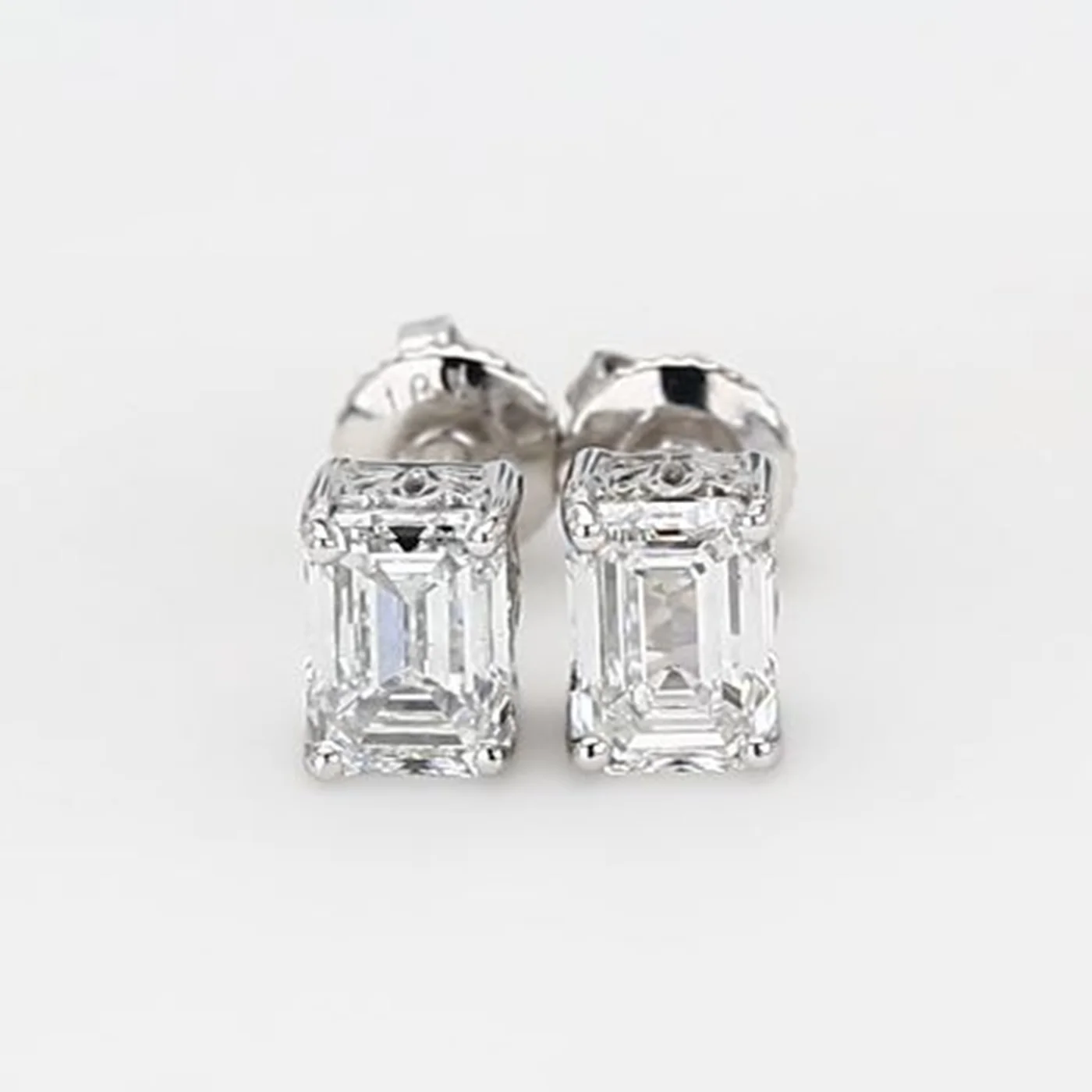 Emerald Shape Diamond 1.02ct F Color VS2  Purity Lab Grown IGI Certified Stone 530214174