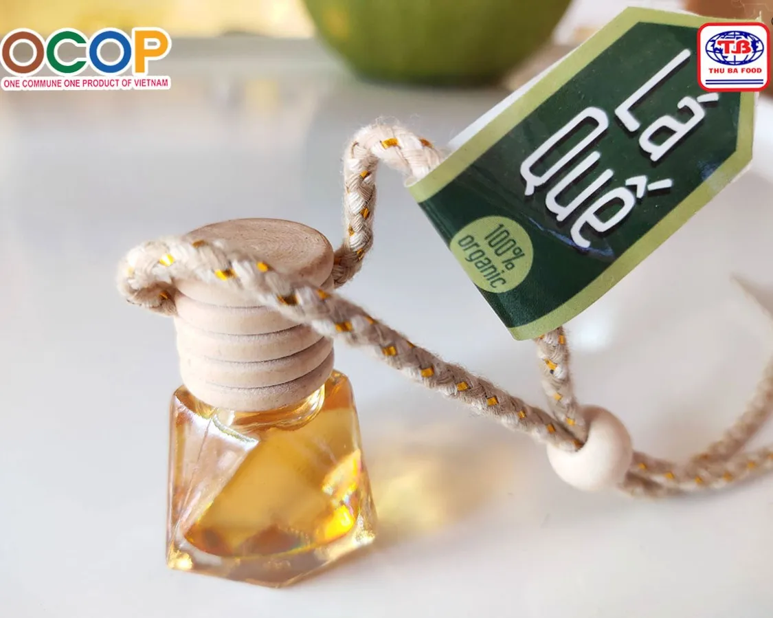 
Cinnamon essential oil leaves high quality Vietnam 