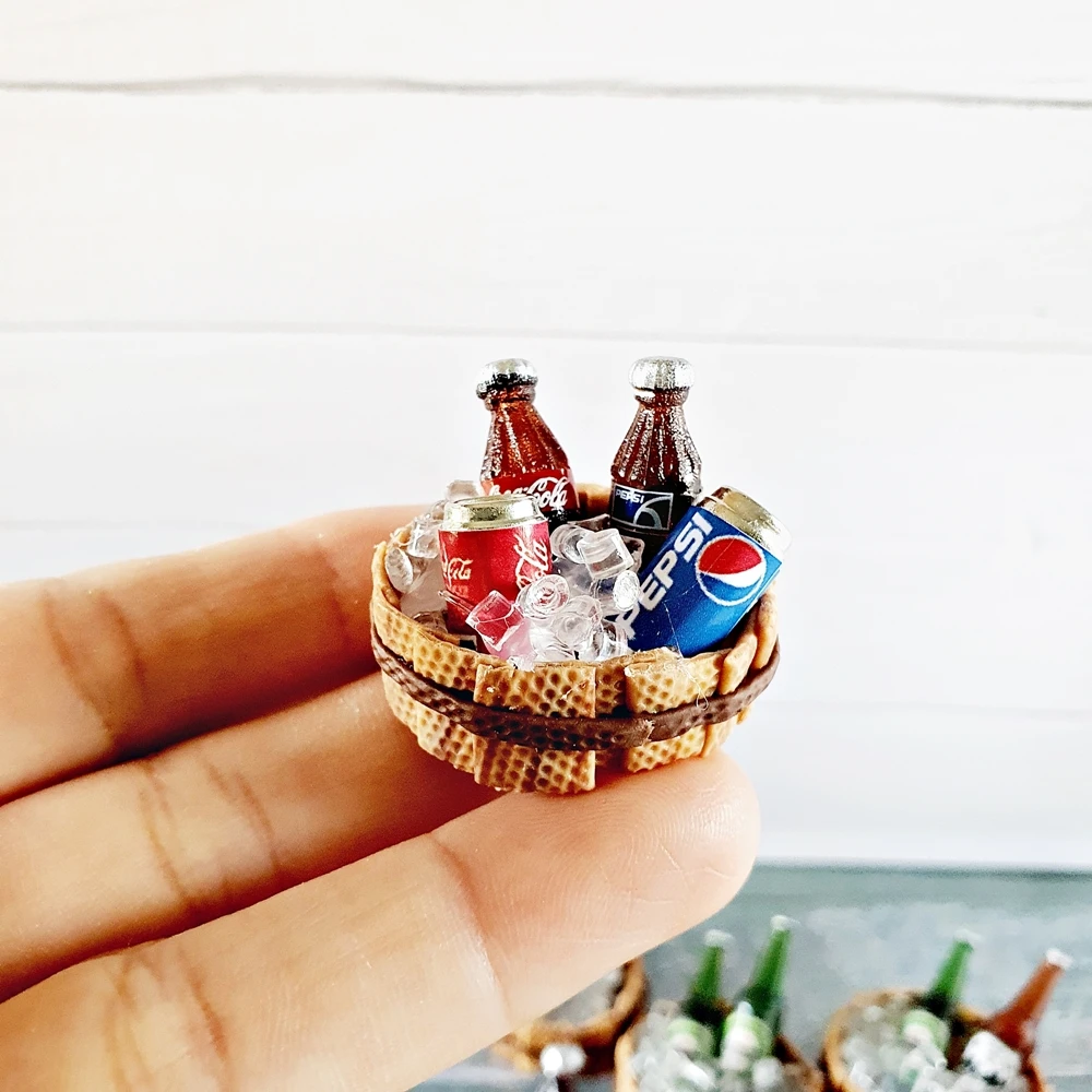Dollhouse Miniatures Drink Beverage  Coke Pepsi Bottles Ice basket Set