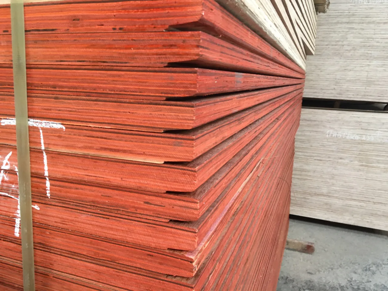 Vietnam High Quality Kego Selling Cheap Price Shipping Container House Floorboard Bamboo Plywood 28mm