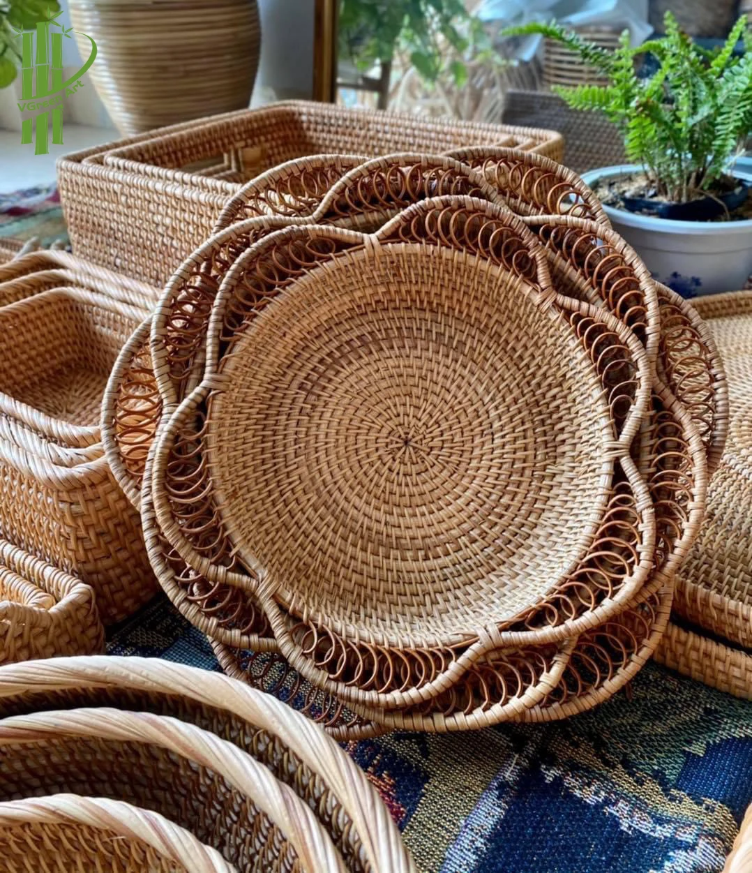 Rattan Storage Basket Serving Rattan Tray Fruit Vegetable Woven Handicraft Decorative Storage Organizer 2022